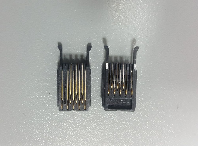 картинка Контактная пластина картриджа (коннектор) CONNECTOR,CSIC Epson XP-30 / Epson XP-33 / Epson XP-102 / 